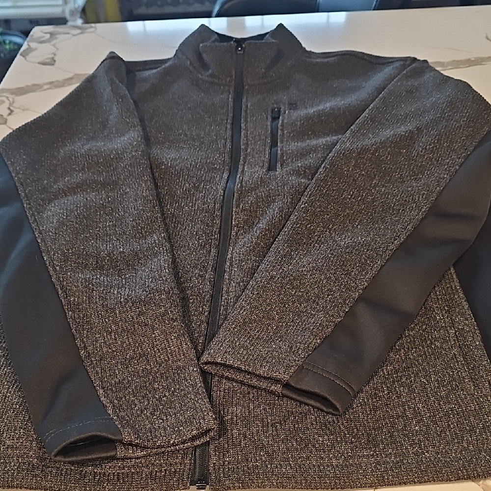 Izod Men's Charcoal Zip-Up Sweater